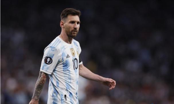 替补身份下的冠军后卫矛盾激化，杜蒙明确态度，责任归咎于尼科哈里森